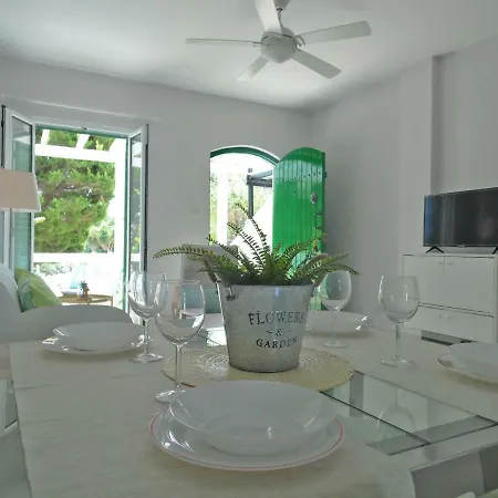 Apartment Magnolia Protaras